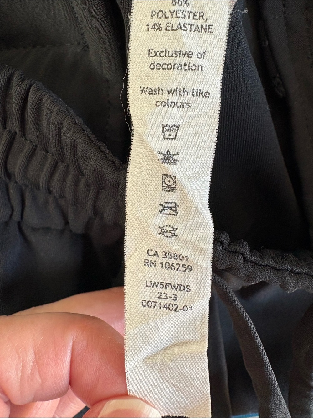 Lululemon Tapered-Leg Mid-Rise Pant 7/8 Length Luxtreme Size Medium EUC Capsule - Picture 7 of 12